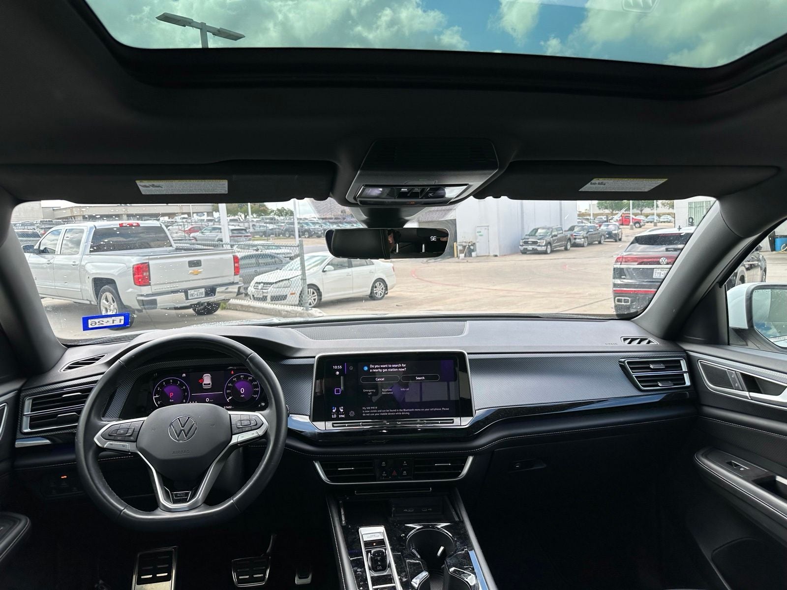 2024 Volkswagen Atlas Cross Sport 2.0T SEL R-Line