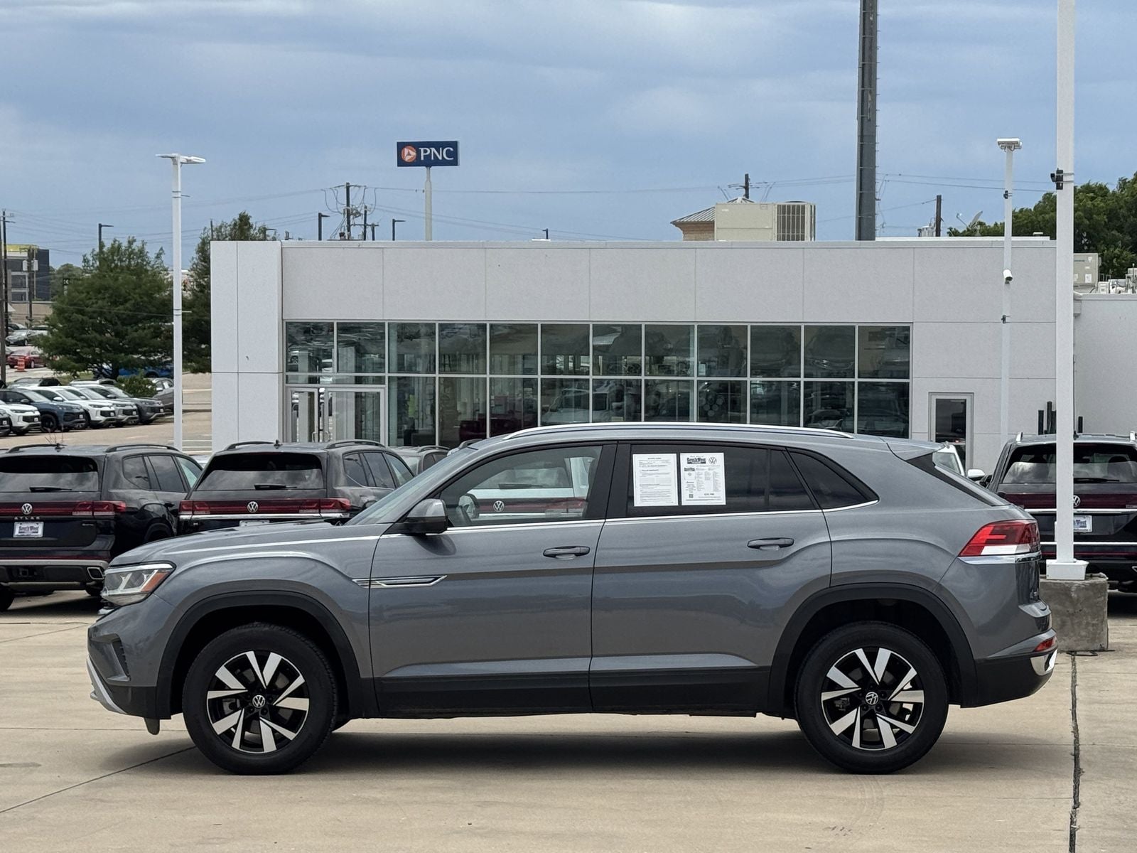 2023 Volkswagen Atlas Cross Sport 2.0T SE