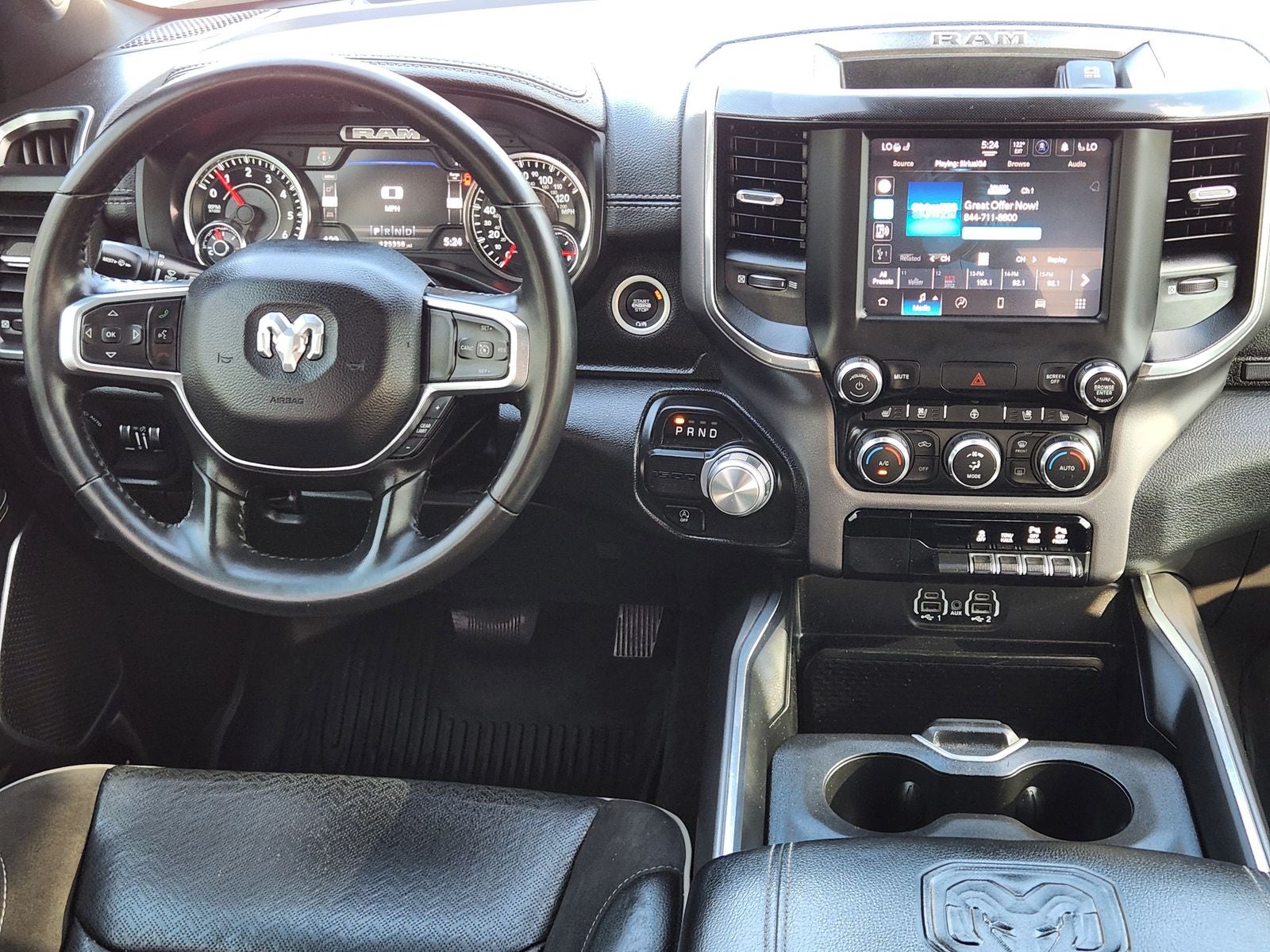 2022 RAM Ram 1500 Laramie Crew Cab 4x2 5'7' Box