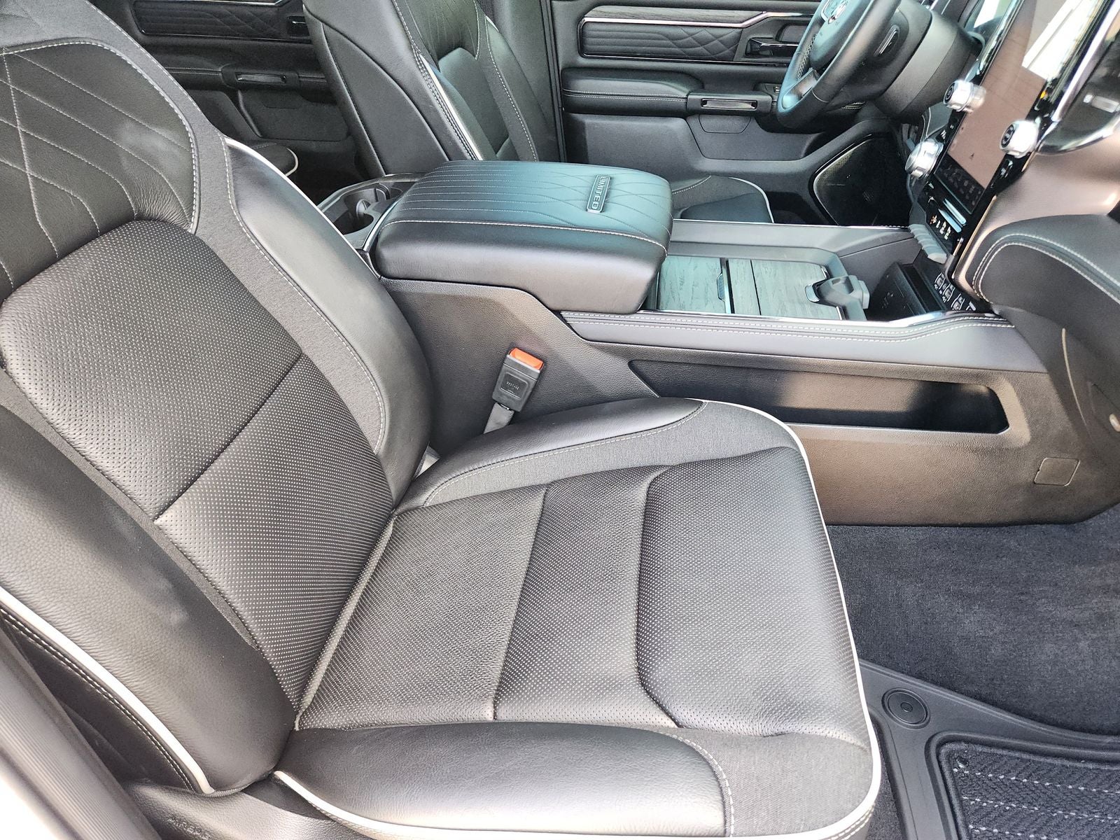 2025 RAM Ram 1500 Limited Crew Cab 4x4 5'7' Box