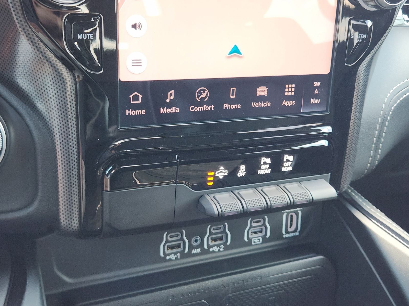 2025 RAM Ram 1500 Limited Crew Cab 4x4 5'7' Box
