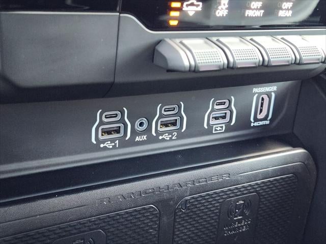 2025 RAM Ram 1500 Limited Crew Cab 4x4 5'7' Box