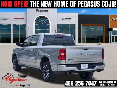 2025 RAM Ram 1500 Laramie Crew Cab 4x4 5'7' Box