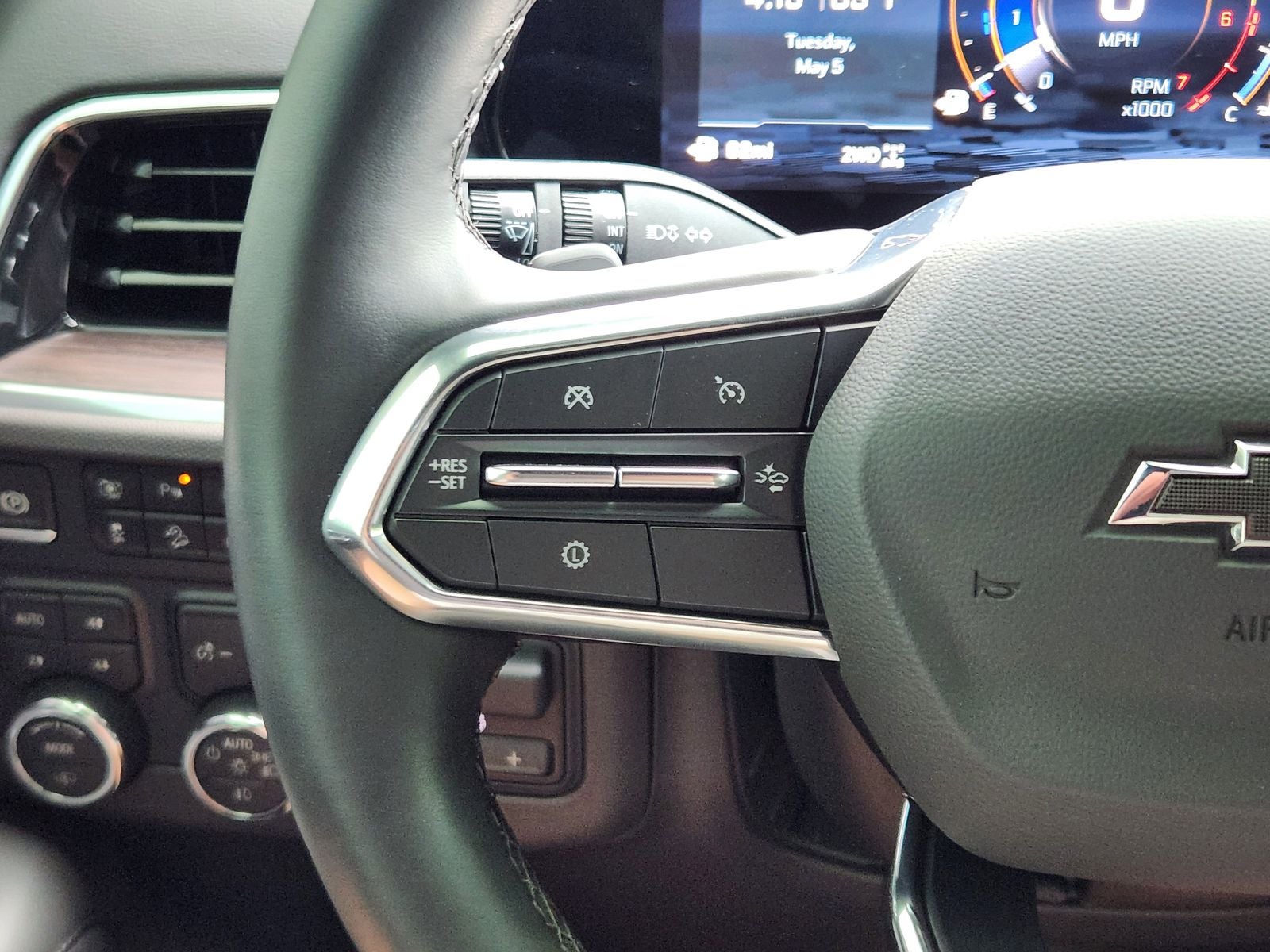 2025 Chevrolet Tahoe 4WD Z71
