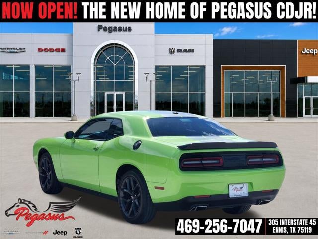 2023 Dodge Challenger SXT