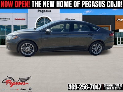 2020 Ford Fusion SE