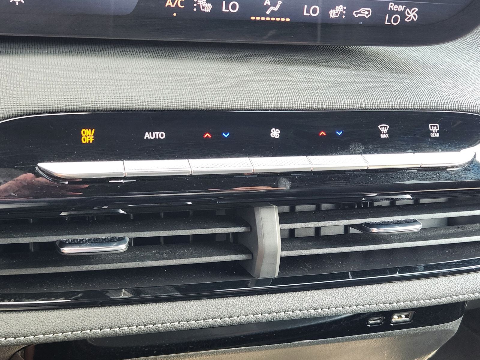 2025 Buick Enclave Preferred FWD