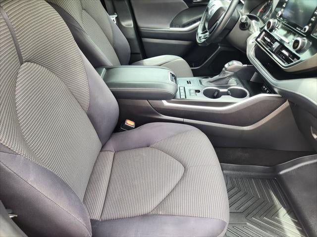 2021 Toyota Highlander LE