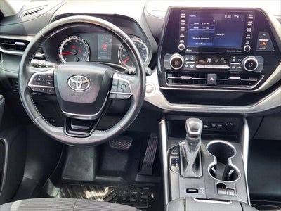 2021 Toyota Highlander LE