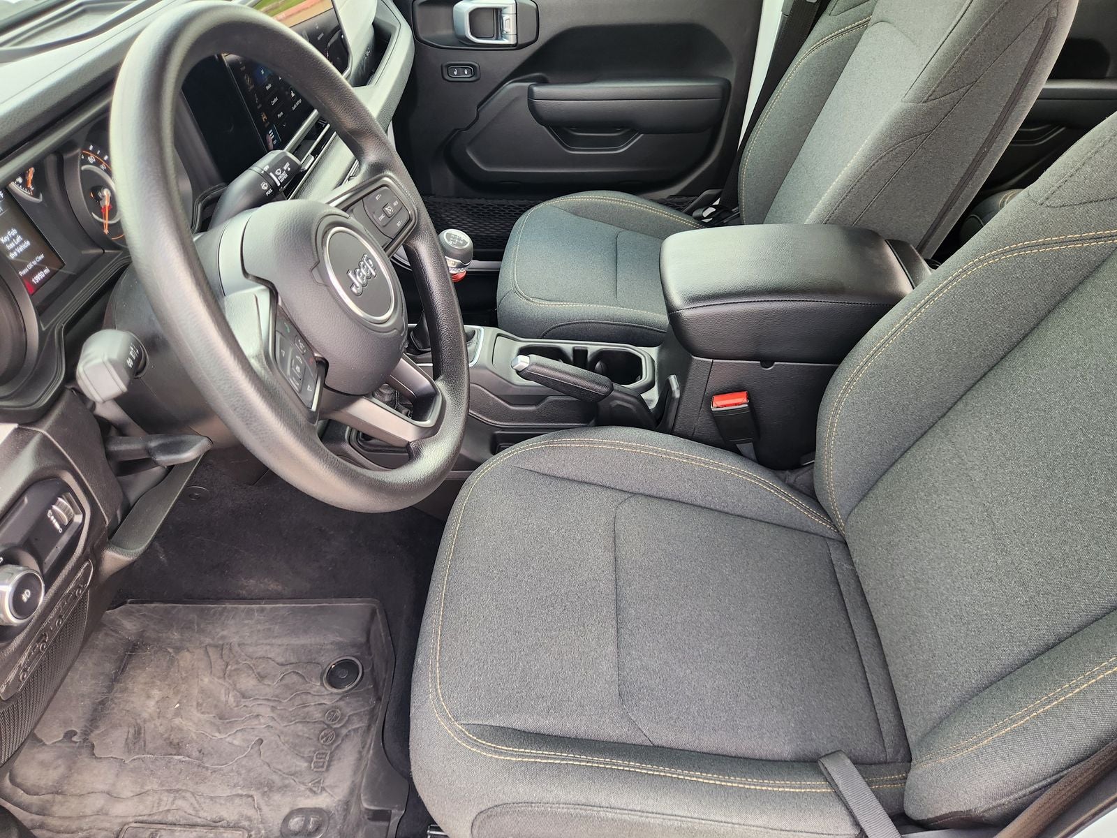 2025 Jeep Wrangler 4-Door Sport 4x4