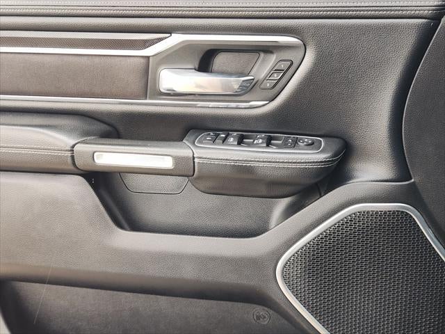2022 RAM Ram 1500 Laramie Crew Cab 4x2 5'7' Box