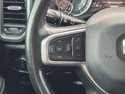 2022 RAM Ram 1500 Laramie Crew Cab 4x2 5'7' Box