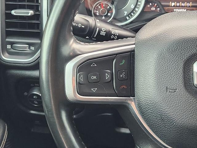 2022 RAM Ram 1500 Laramie Crew Cab 4x2 5'7' Box