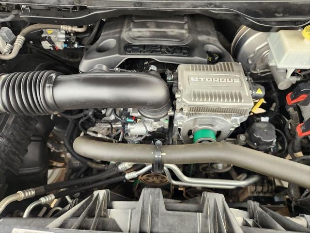 2022 RAM Ram 1500 Laramie Crew Cab 4x2 5'7' Box