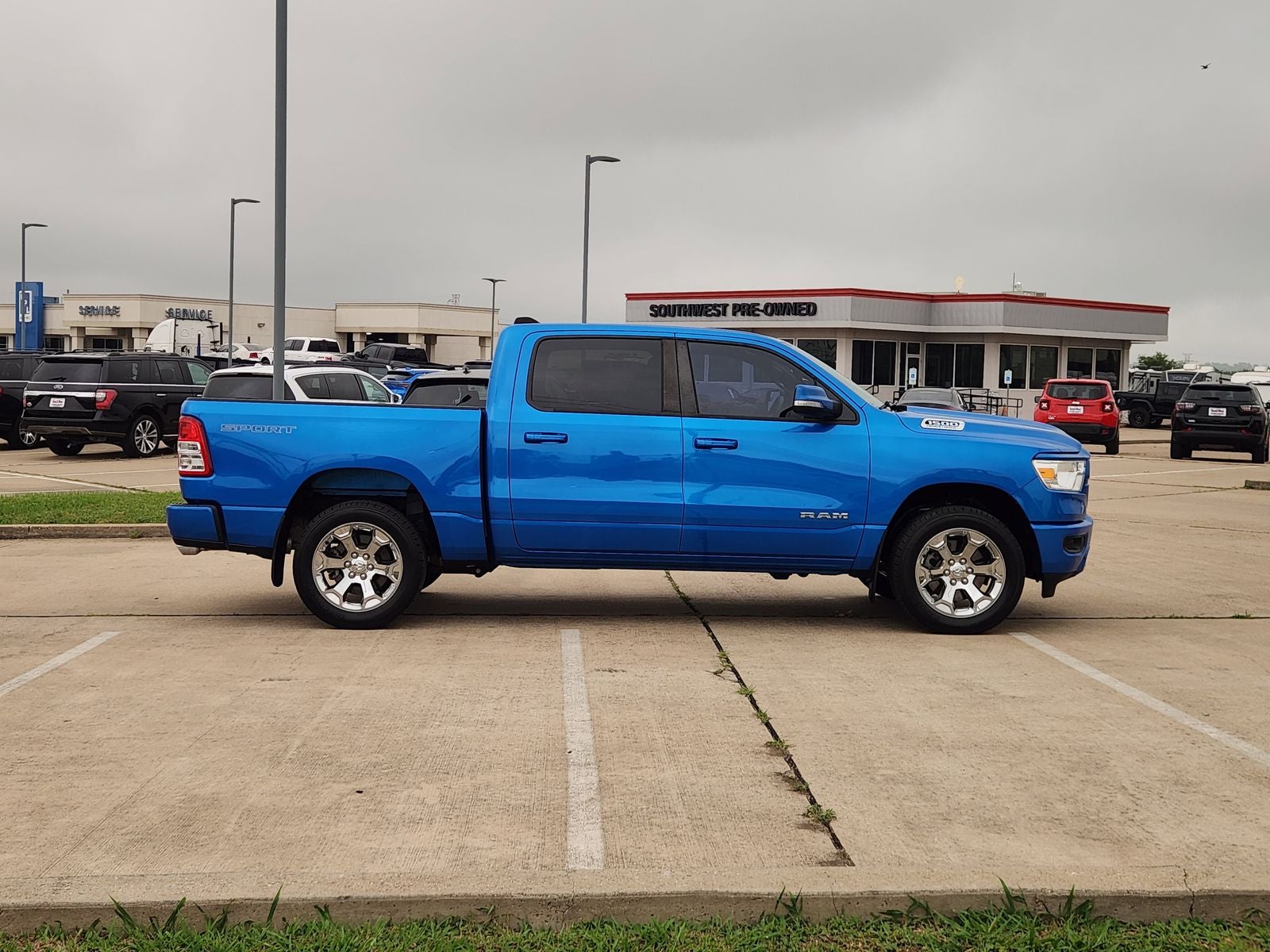2022 RAM Ram 1500 Lone Star Crew Cab 4x4 5'7' Box