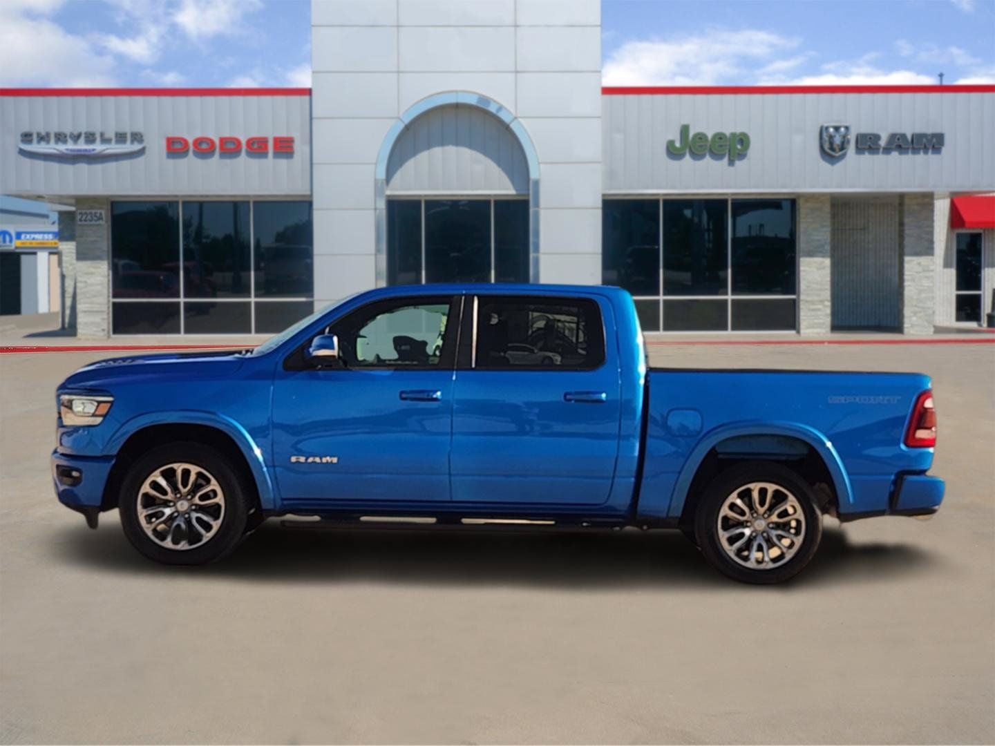 2020 RAM Ram 1500 Laramie Crew Cab 4x4 5'7' Box