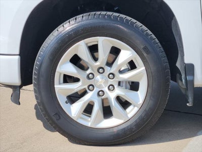 2023 Chevrolet Silverado 1500 2WD Crew Cab Short Bed Custom