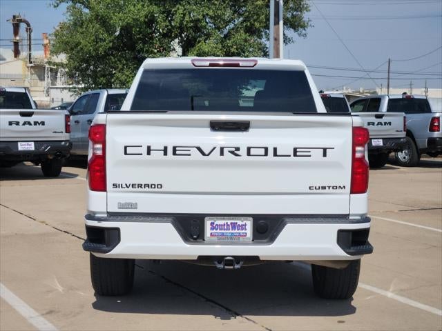 2023 Chevrolet Silverado 1500 2WD Crew Cab Short Bed Custom