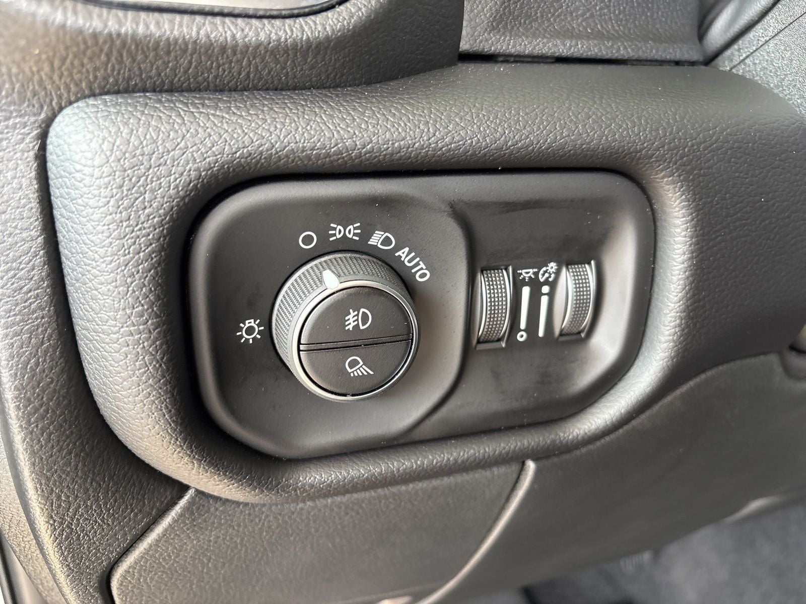 2026 RAM Ram 2500 Laramie Crew Cab 4x4 6'4' Box