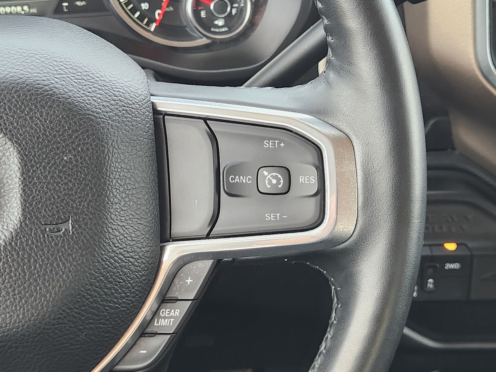 2024 RAM Ram 2500 Laramie Crew Cab 4x4 6'4' Box