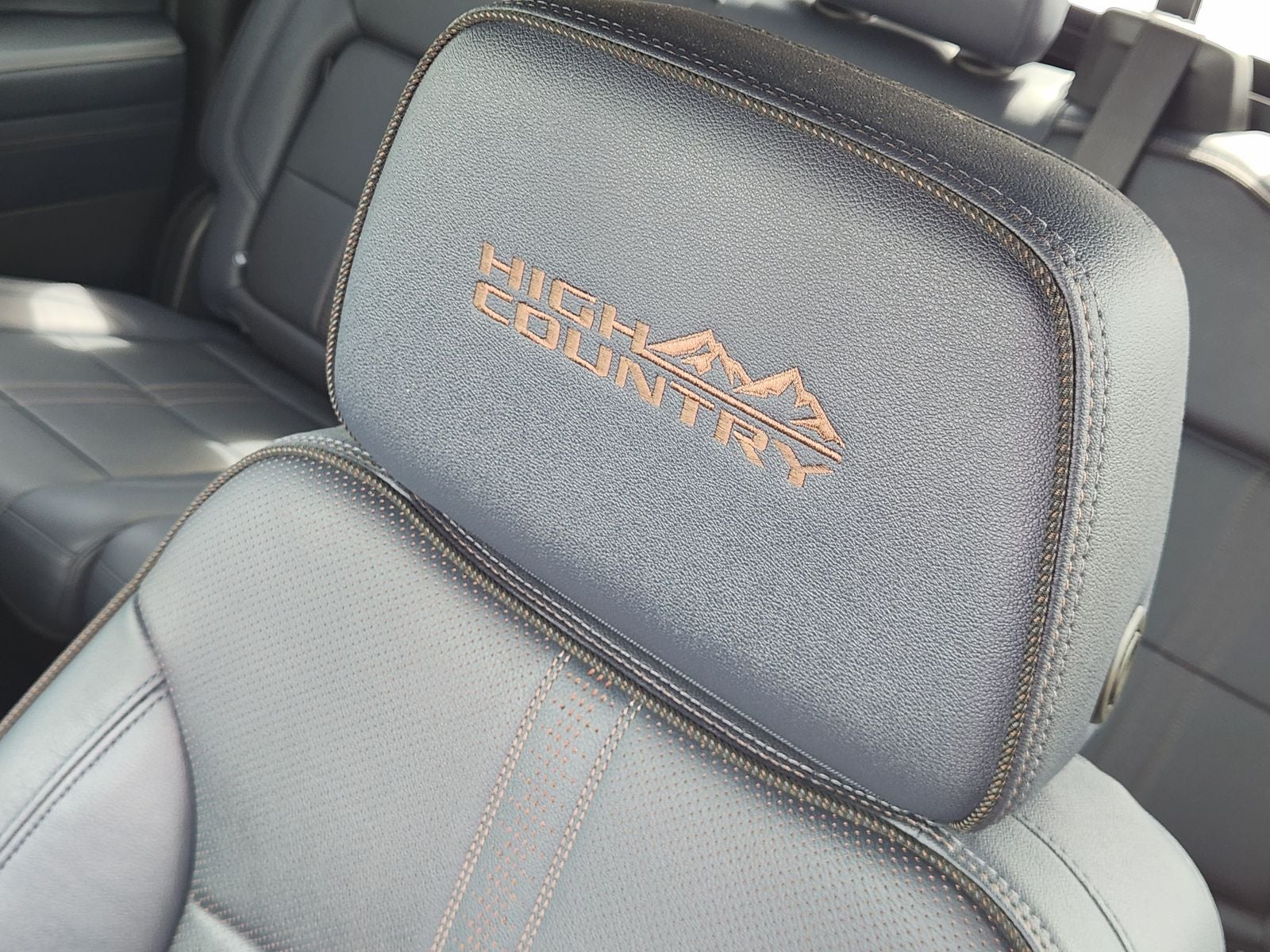 2024 Chevrolet Silverado 1500 4WD Crew Cab Short Bed High Country