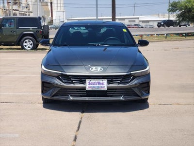 2025 Hyundai Elantra SEL Sport