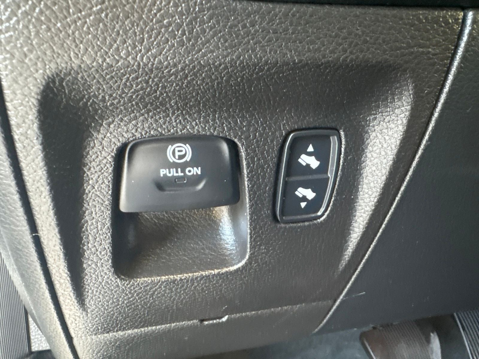 2021 RAM Ram 1500 Lone Star Crew Cab 4x2 5'7' Box