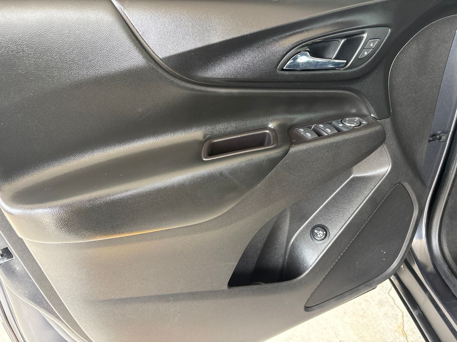 2022 Chevrolet Equinox FWD LT