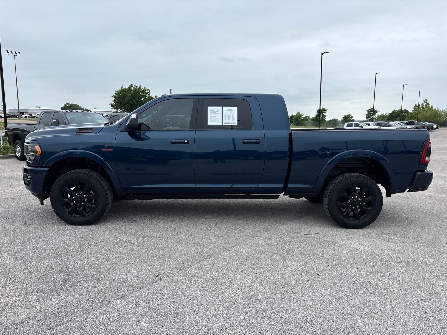 2022 RAM Ram 2500 Limited Mega Cab 4x4 6'4' Box