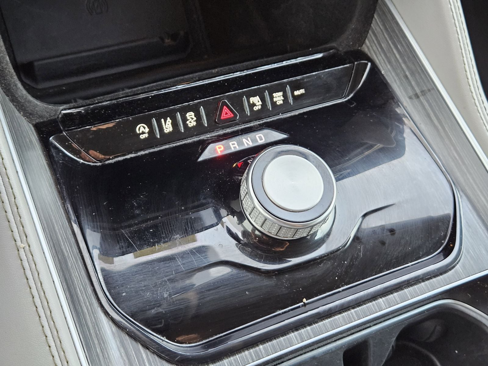 2024 Jeep Wagoneer L Series II 4x2