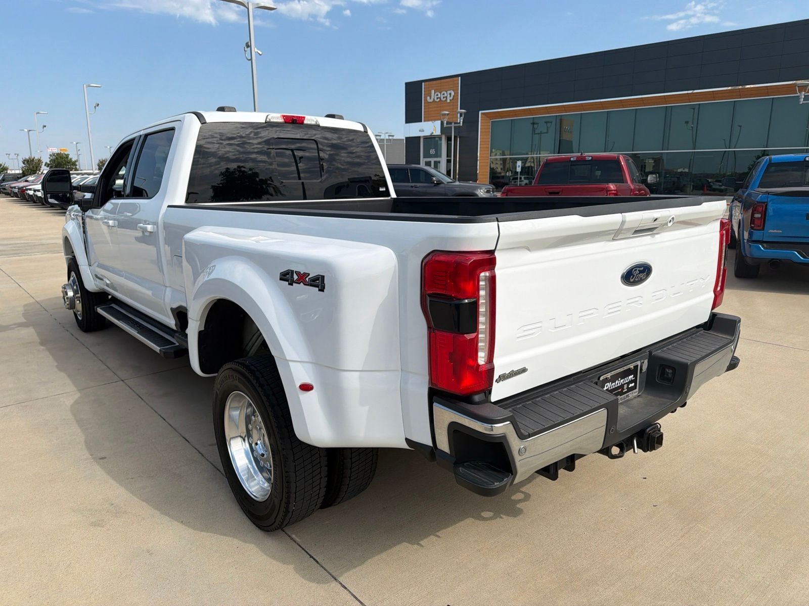 2023 Ford F-450 LARIAT