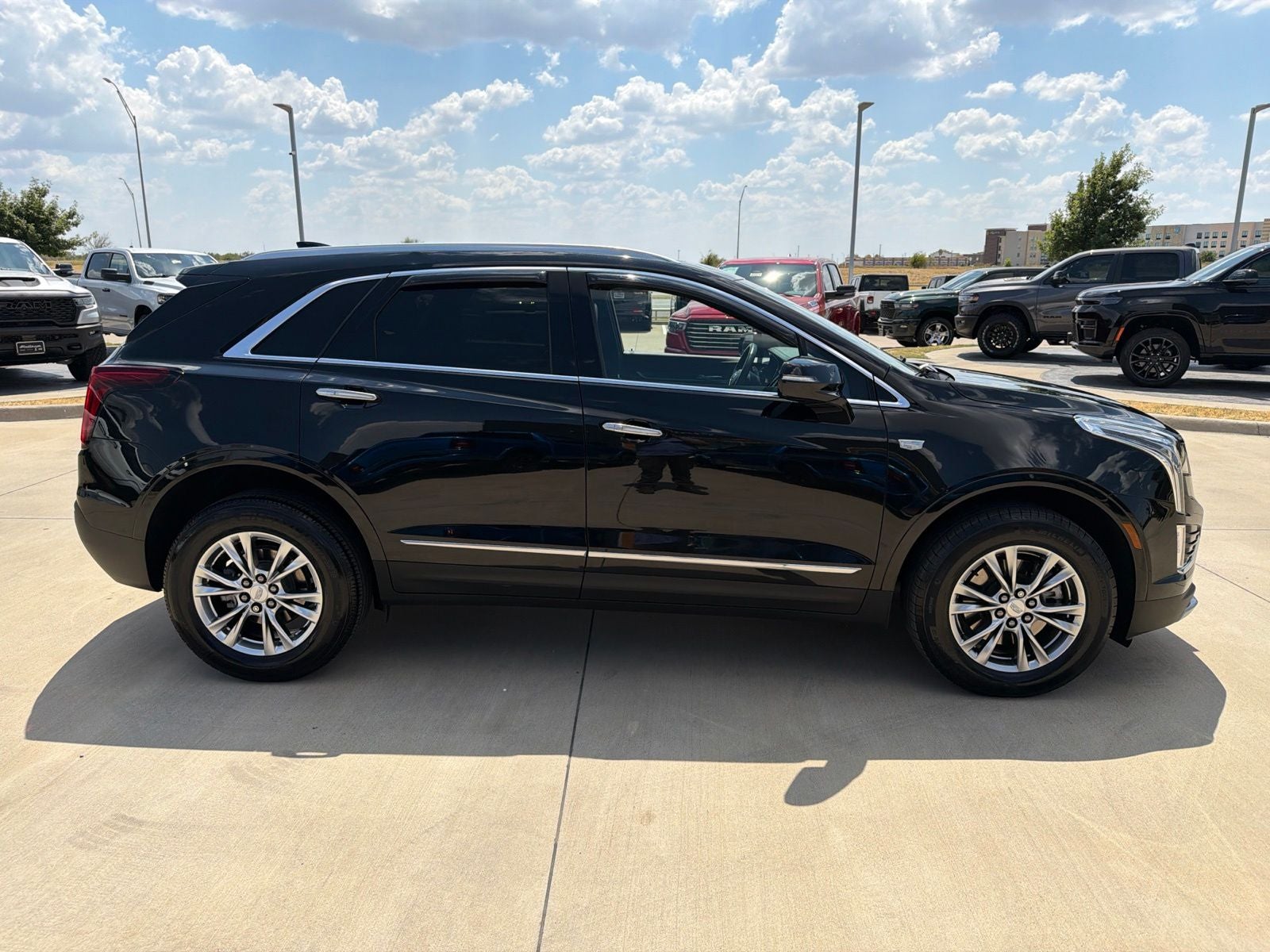 2023 Cadillac XT5 FWD Premium Luxury
