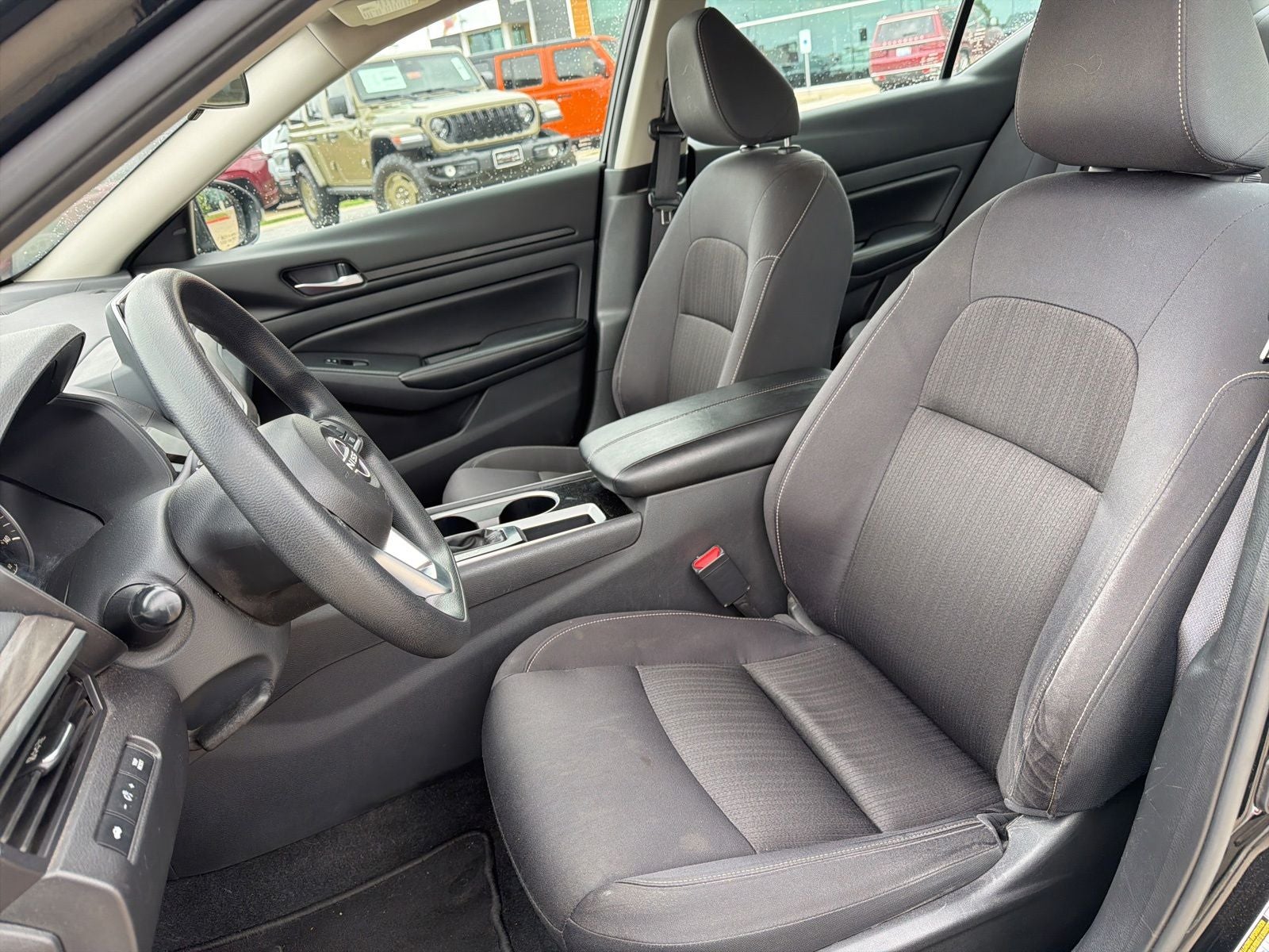 2024 Nissan Altima SV FWD