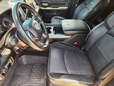 2024 RAM Ram 3500 Laramie Mega Cab 4x4 6'4' Box