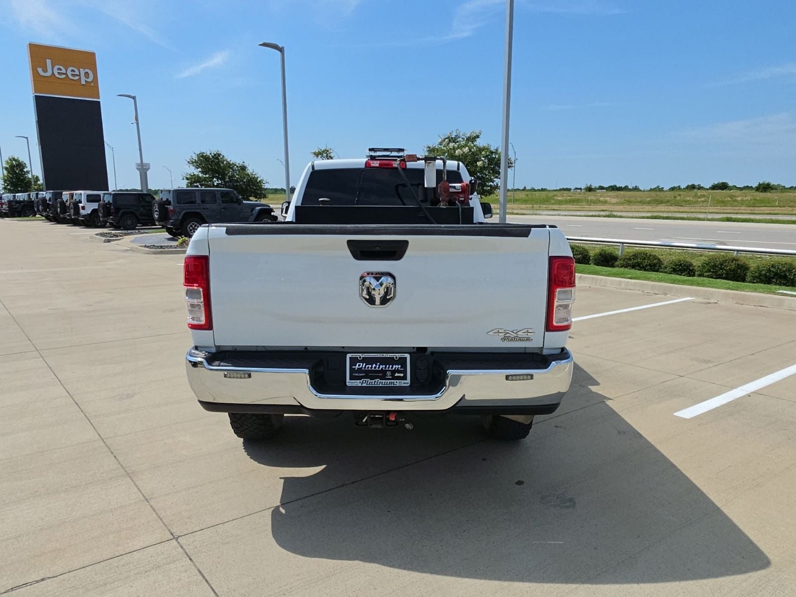 2022 RAM Ram 2500 Tradesman Crew Cab 4x4 8' Box