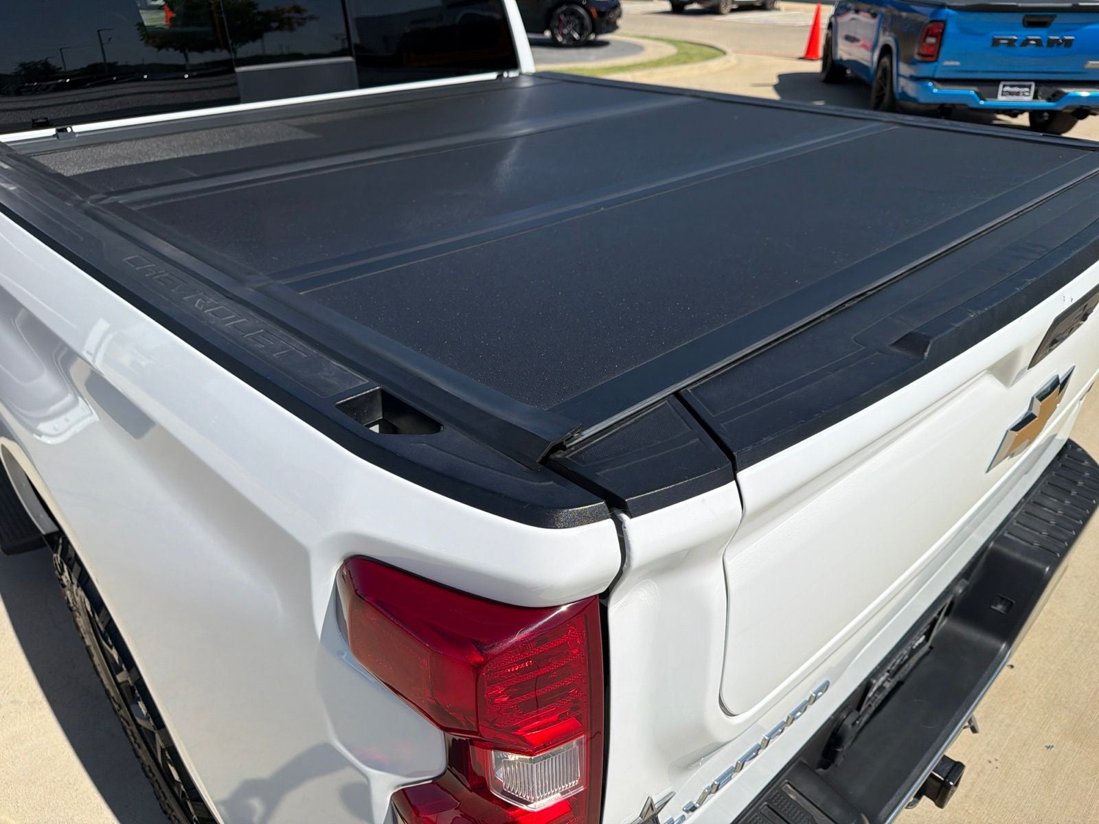 2022 Chevrolet Silverado 1500 LTD 4WD Crew Cab Short Bed LT