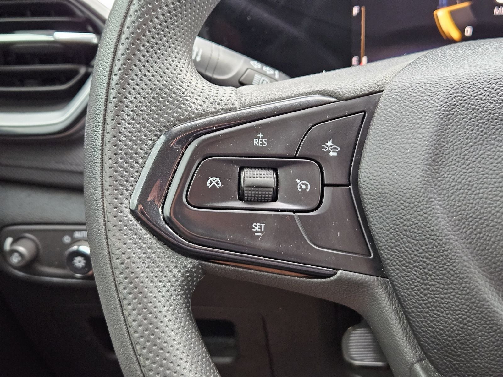2024 Chevrolet Trailblazer FWD LS
