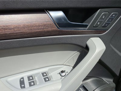 2025 Audi Q5 Premium Plus 55 TFSI e S line quattro S tronic