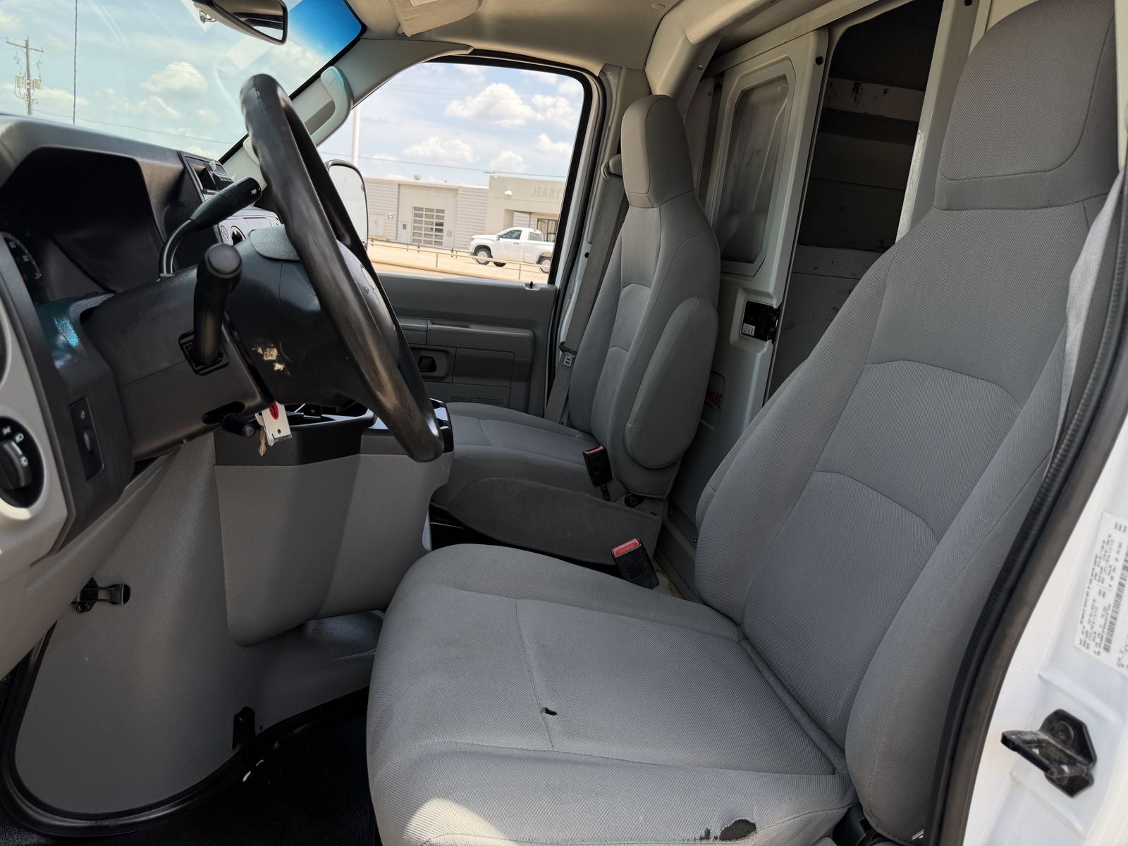 2019 Ford E-350SD Base Cutaway