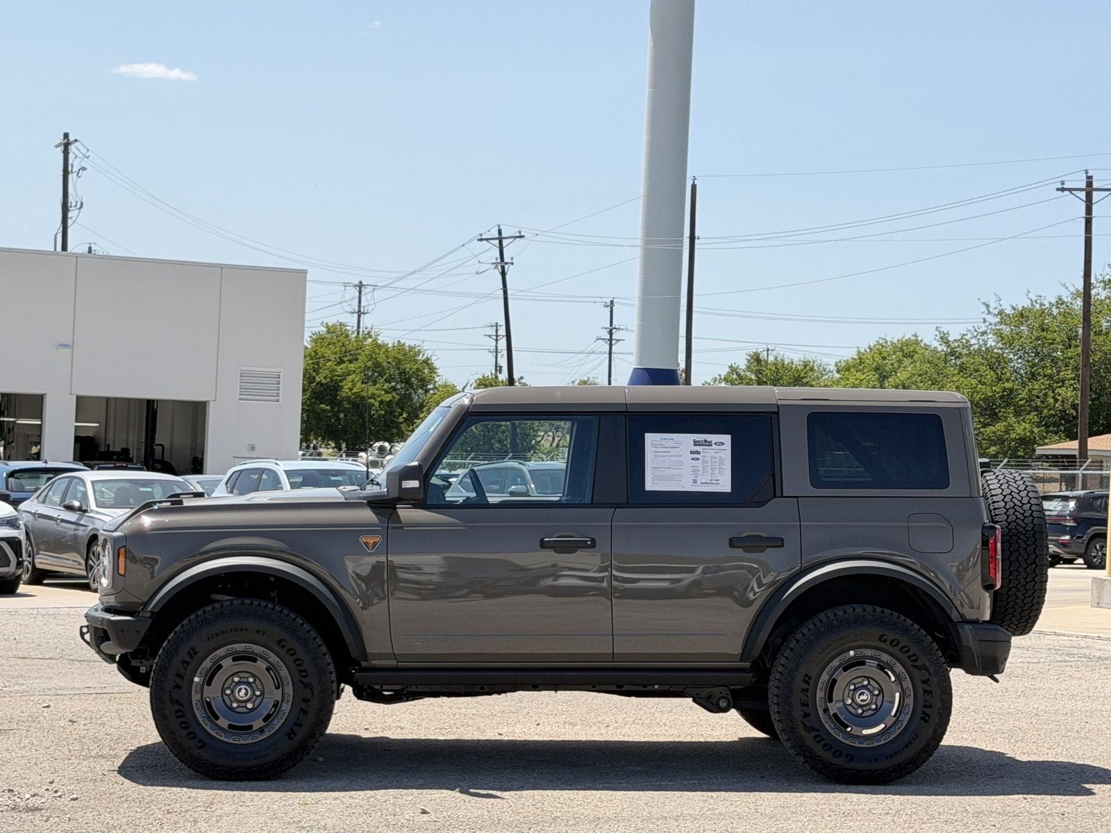 2025 Ford Bronco Badlands