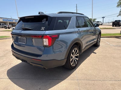 2025 Ford Explorer ST-Line
