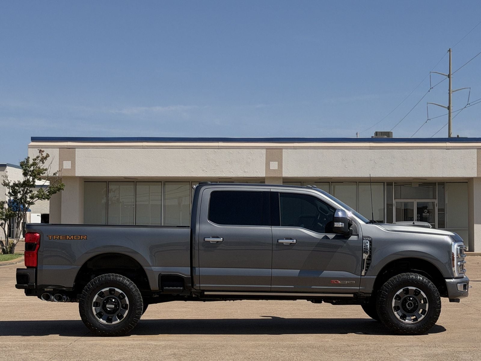 2024 Ford F-250SD Platinum