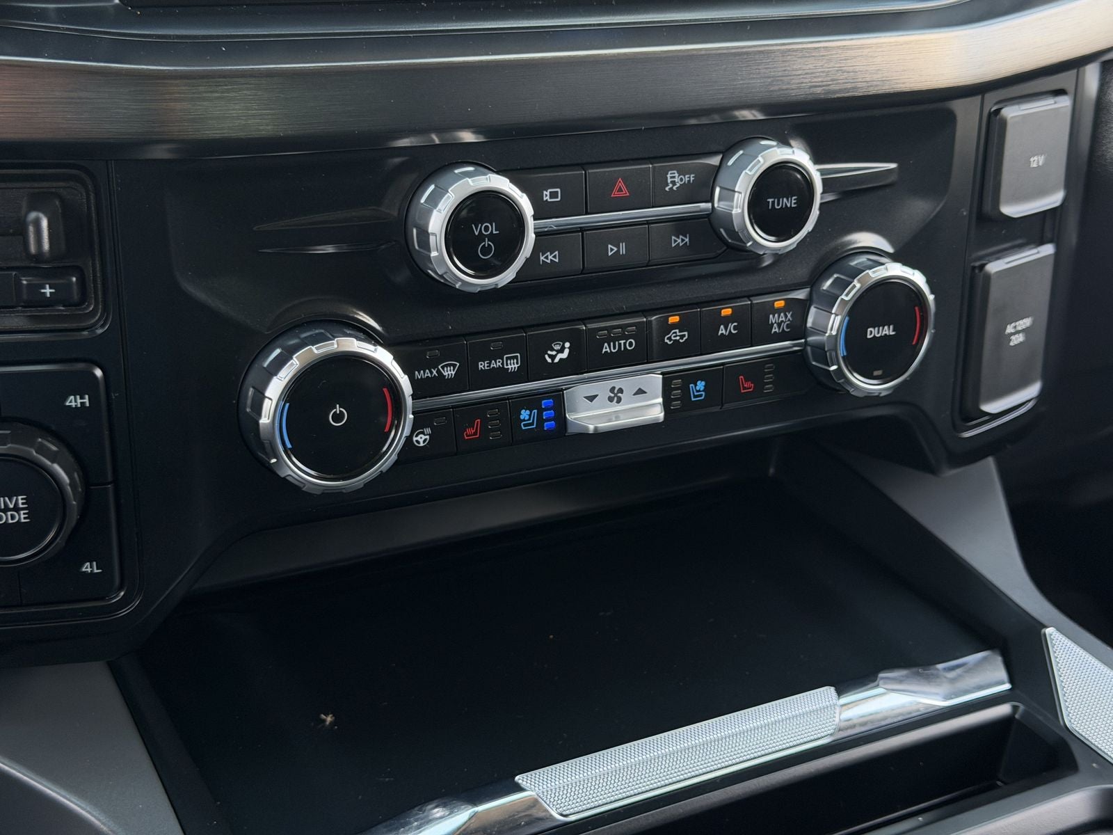 2025 Ford F-250SD F-250® Lariat®