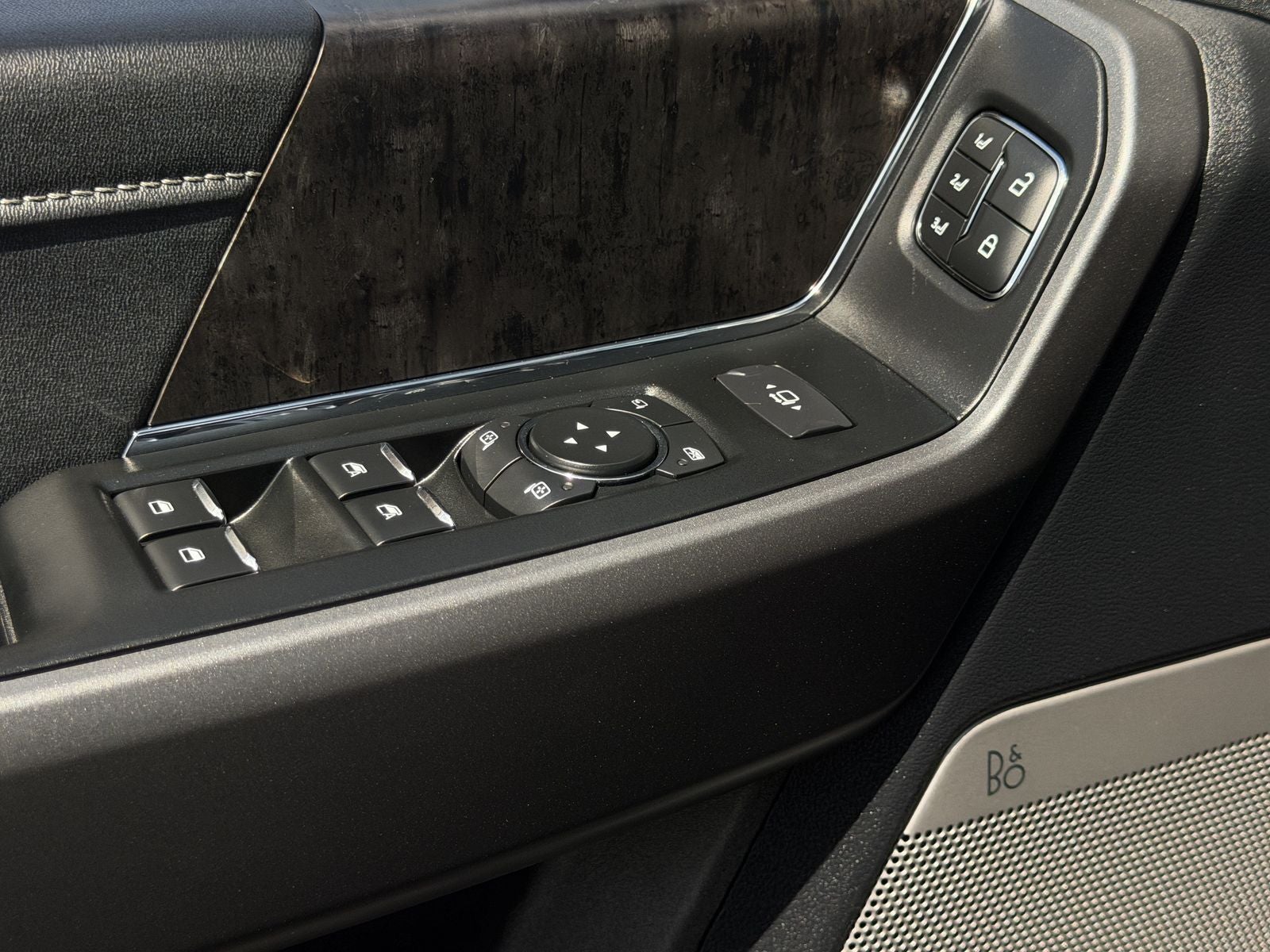 2025 Ford F-250SD F-250® Lariat®