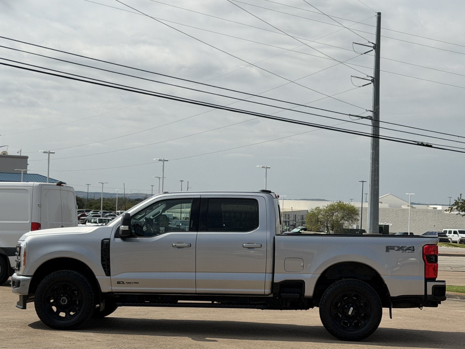 2023 Ford F-250SD F-250® Lariat®