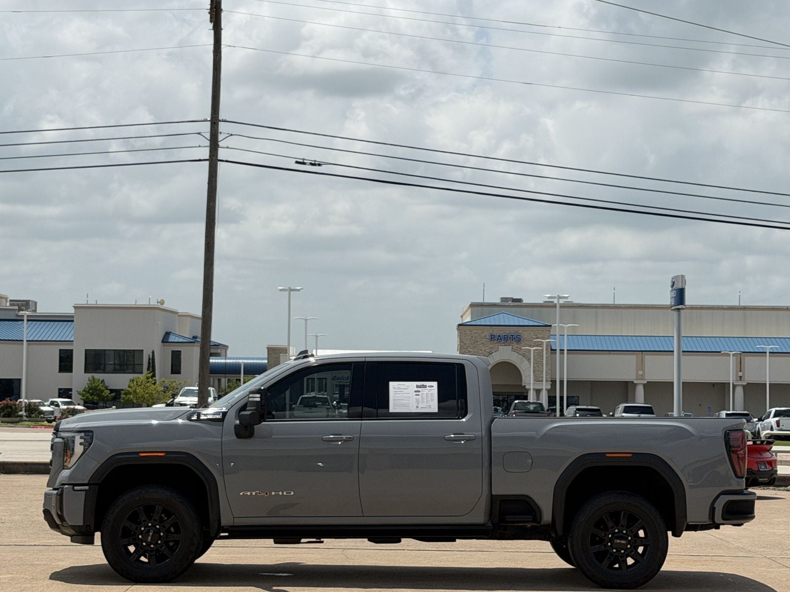 2025 GMC Sierra 2500HD AT4