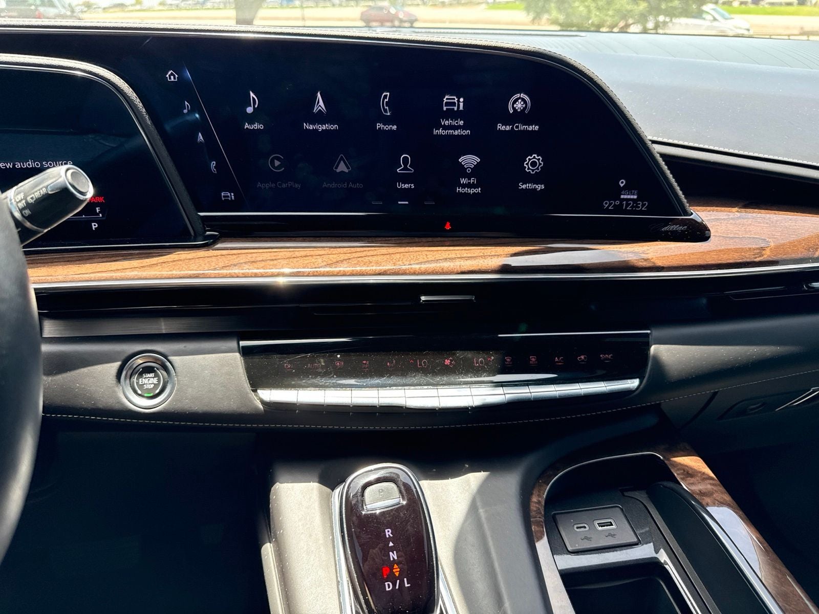 2022 Cadillac Escalade Sport Platinum