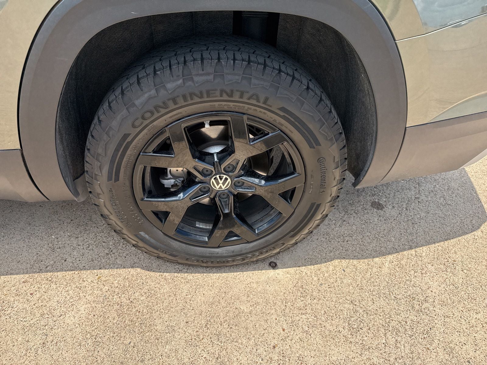 2024 Volkswagen Atlas 2.0T Peak Edition SE w/Technology