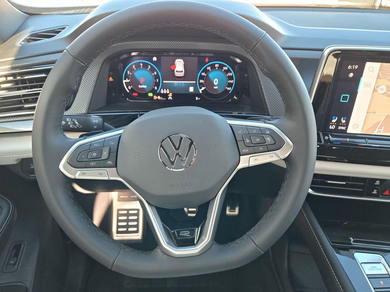 2025 Volkswagen Atlas Cross Sport 2.0T SEL Premium R-Line
