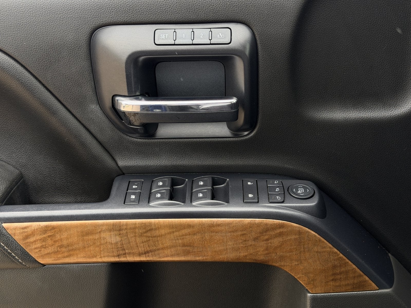 2014 Chevrolet Silverado 1500 LTZ 1LZ